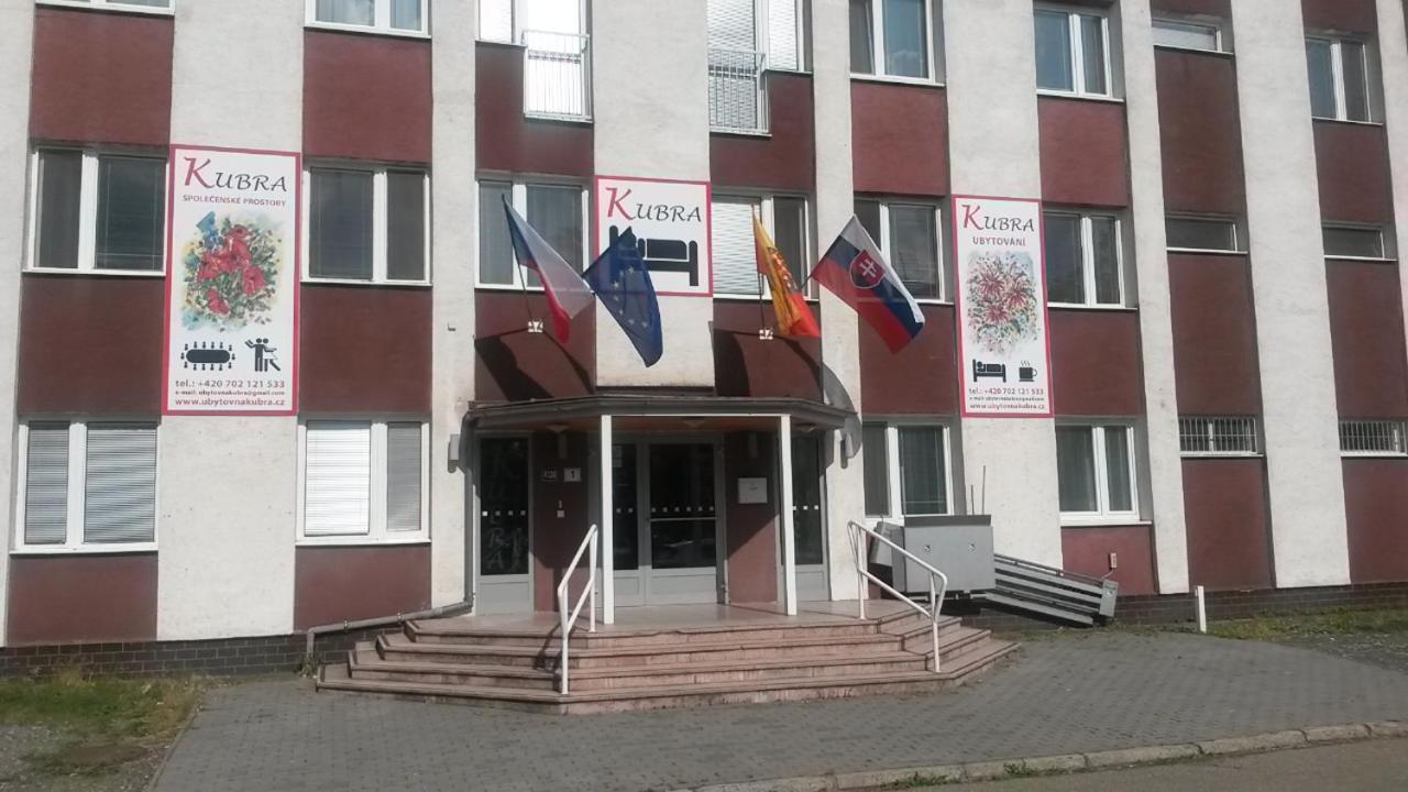 Ubytovna Kubra Hodonin Exterior photo